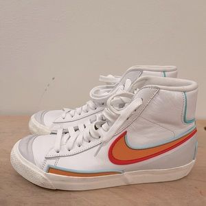 Nike Blazer sneakers Women’s size 7 “infinite kumquat”. Worn only once.
